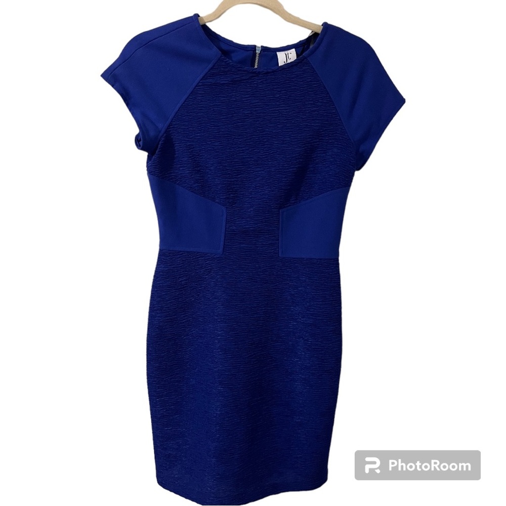 Julia Jordan Blue Dress